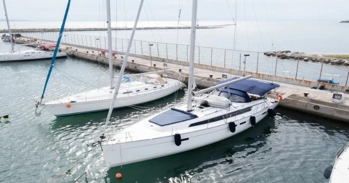Pronájem lodi Bavaria Bavaria Cruiser 46 /4cab v Volos na Samboatu
