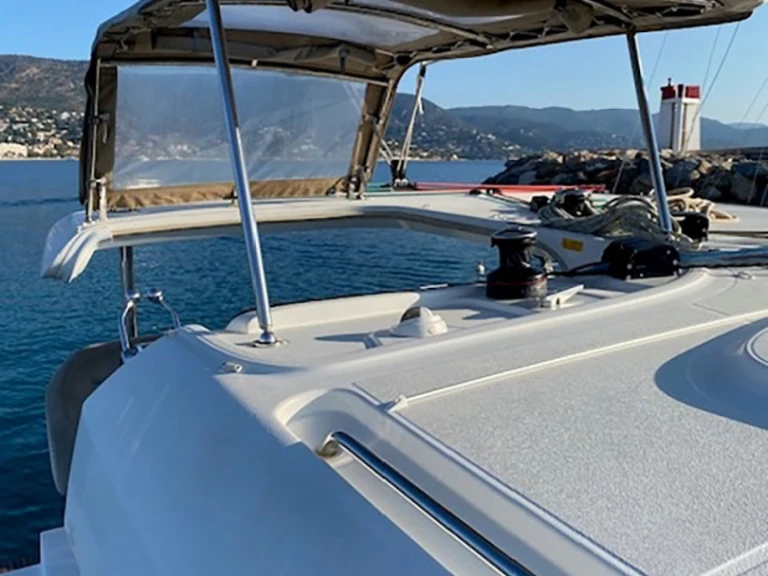 Pronajmout Katamarán se skipperem či ne Lagoon v Bormes-les-Mimosas
