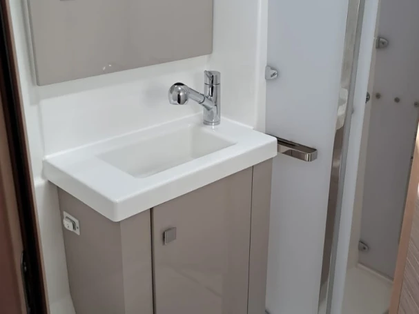 Pronájem lodi Propriano lákavé ceny Astréa 42 Quatuor CAT/6 cab