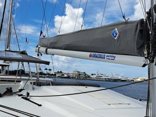 Pronájem Katamarán v Propriano -Fountaine Pajot Astréa 42 Quatuor CAT/6 cab