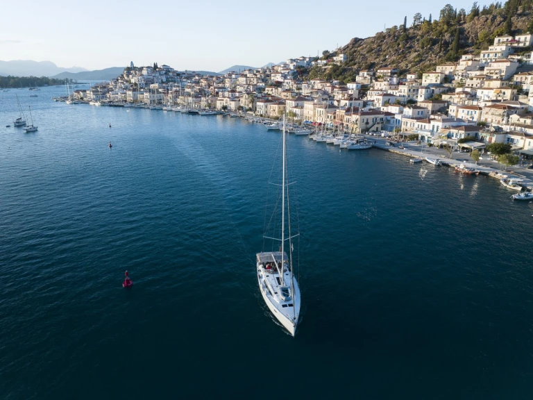 Pronájem lodi Alimos lákavé ceny Bavaria Cruiser 51 /5cab