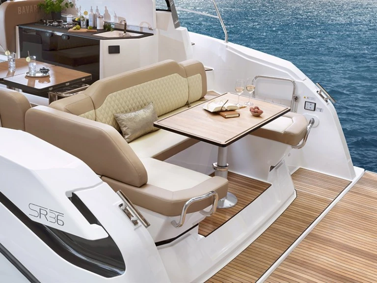 Pronájem lodi Punat lákavé ceny Bavaria SR36 Hard Top