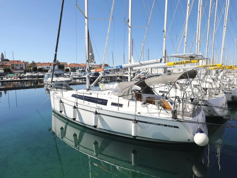 Pronájem lodi Biograd Na Moru lákavé ceny Cruiser 34