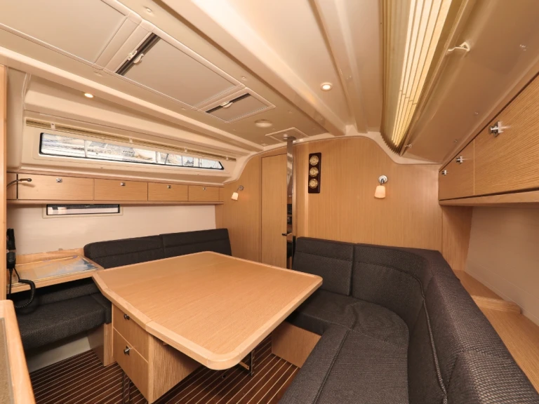 Pronájem Plachetnice v Biograd Na Moru -Bavaria Cruiser 37