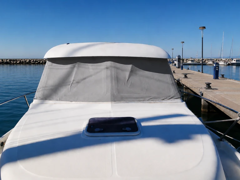 Pronájem lodi Starfisher 840 v Puerto Marina Benalmadena na Samboatu
