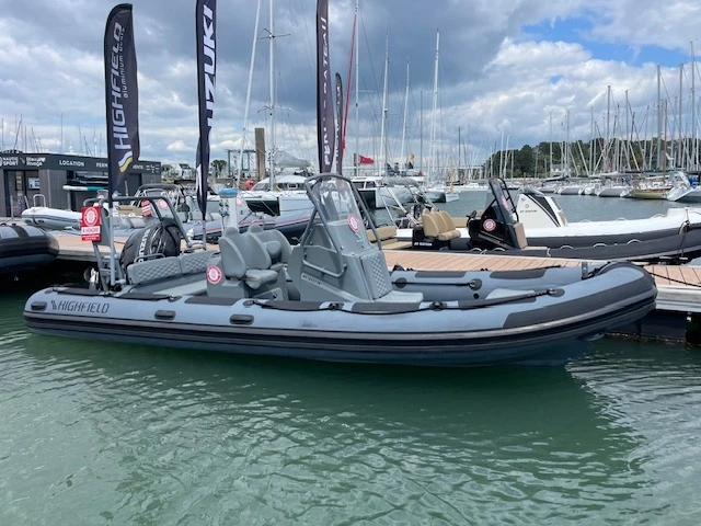 Pronájem jachty v La Trinité-sur-Mer -Highfield Patrol 660 na Samboatu