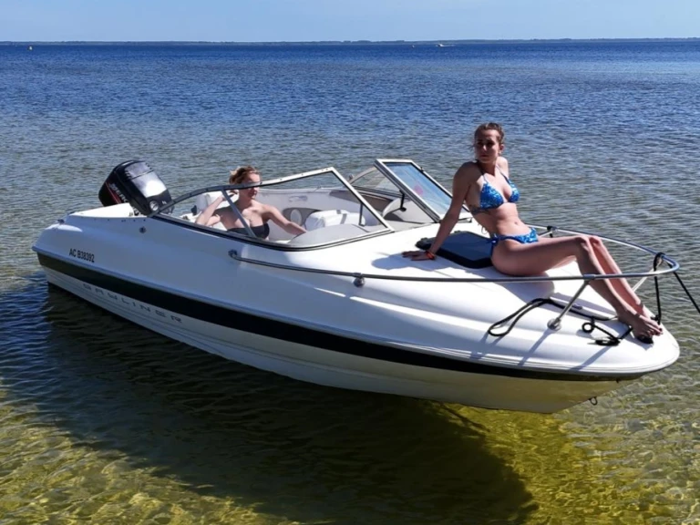 Pronájem lodi Bayliner Bayliner 1802 Capri Cuddy v Biscarrosse na Samboatu