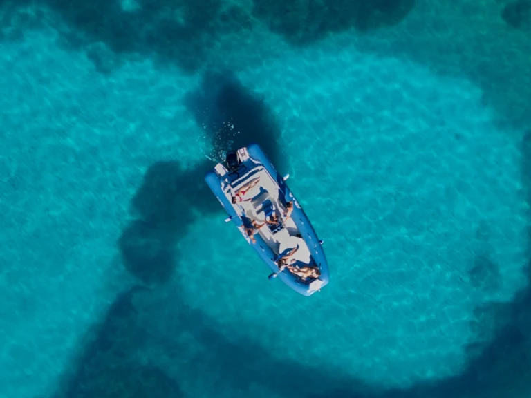 Pronájem lodi Cagliari lákavé ceny Sport 22 GT