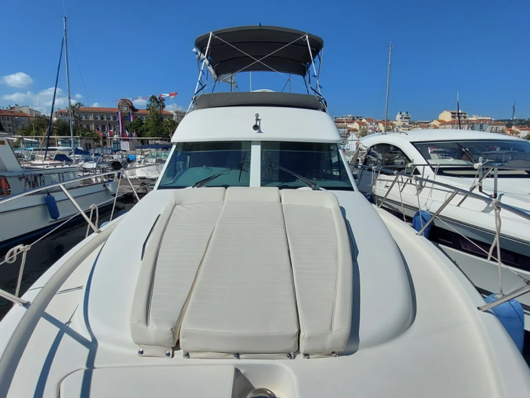 Pronájem jachty v Vieux Port de Cannes -Jeanneau Prestige 36 Fly na Samboatu