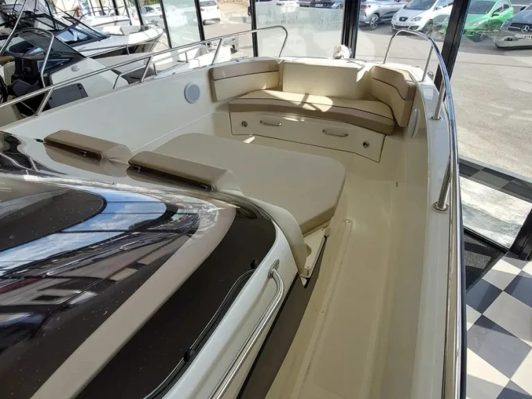 Pronájem lodi Marina de Dénia lákavé ceny Activ 805 Open