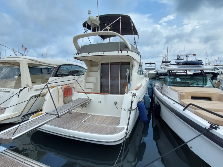 Pronájem jachty v Vieux Port de Cannes -Jeanneau Prestige 36 Fly na Samboatu