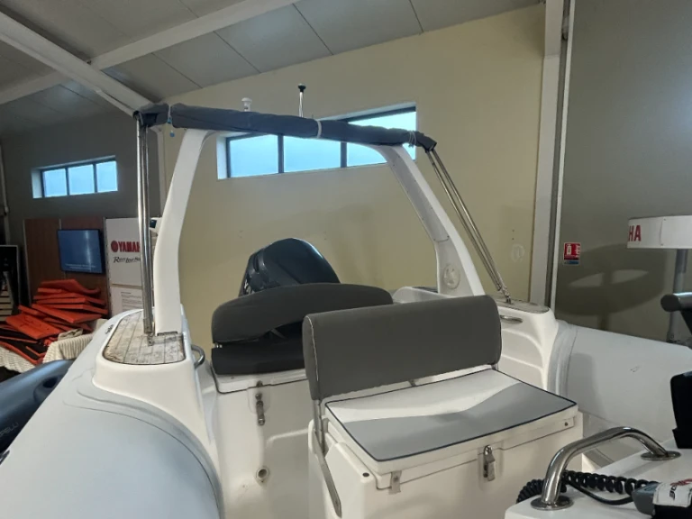 Pronájem lodi Capelli Tempest 750 v Biscarrosse na Samboatu