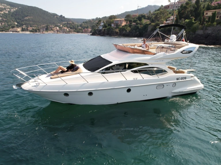 Pronájem jachty v Mandelieu-la-Napoule -Azimut Azimut 43 Fly na Samboatu