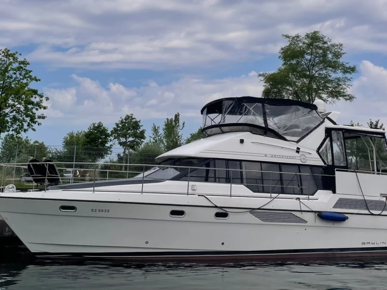 Pronájem Motorová loď v Wädenswil -Bayliner 45