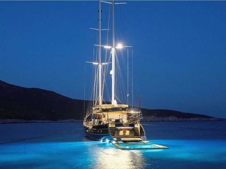 Pronájem lodi Bodrum lákavé ceny OGUZ BEY