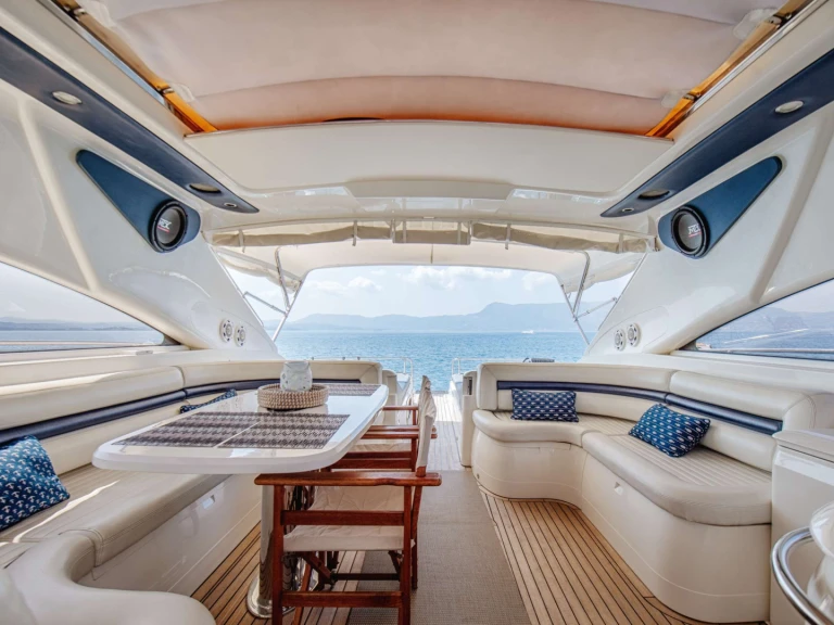 Pronajmout Jachta se skipperem či ne Princess, UK v Mykonos (ostrov)