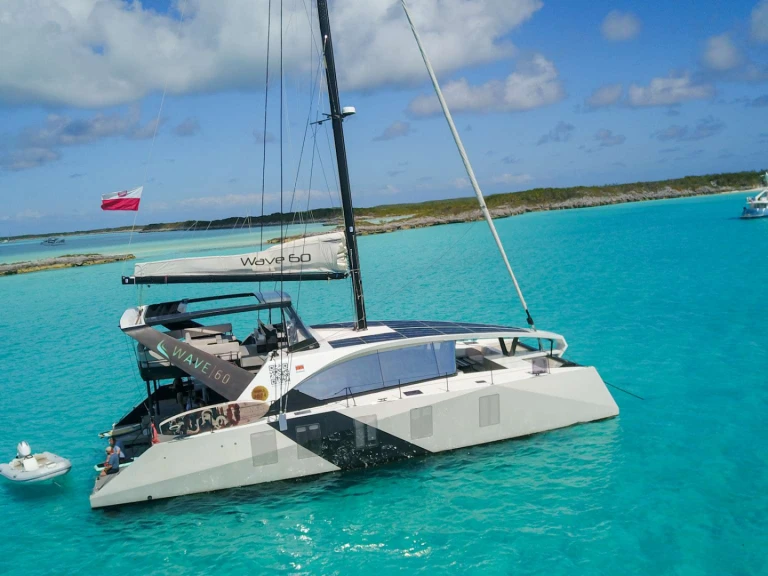 Pronajmout Jachta se skipperem či ne Wave Catamarans v Olbia