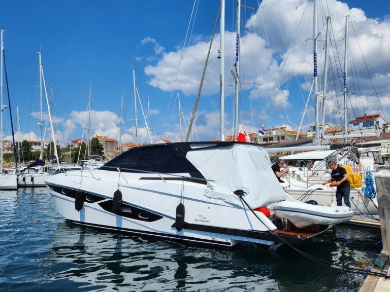Pronájem Motorová loď Rio Yachts s licencí