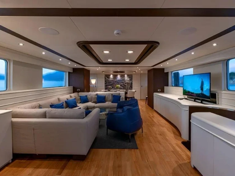 Pronájem jachty v Donji Seget - Benetti 105 na Samboatu