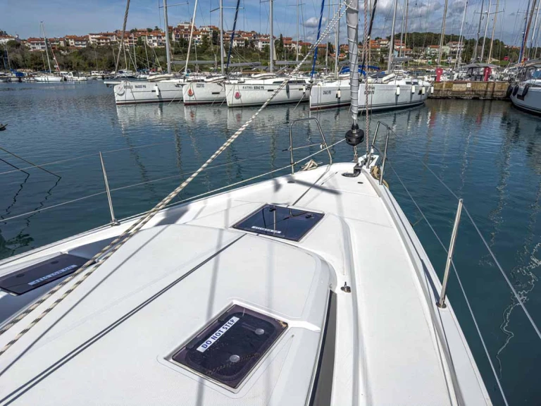 Pronájem jachty v Trogir -Bavaria Bavaria C42 na Samboatu