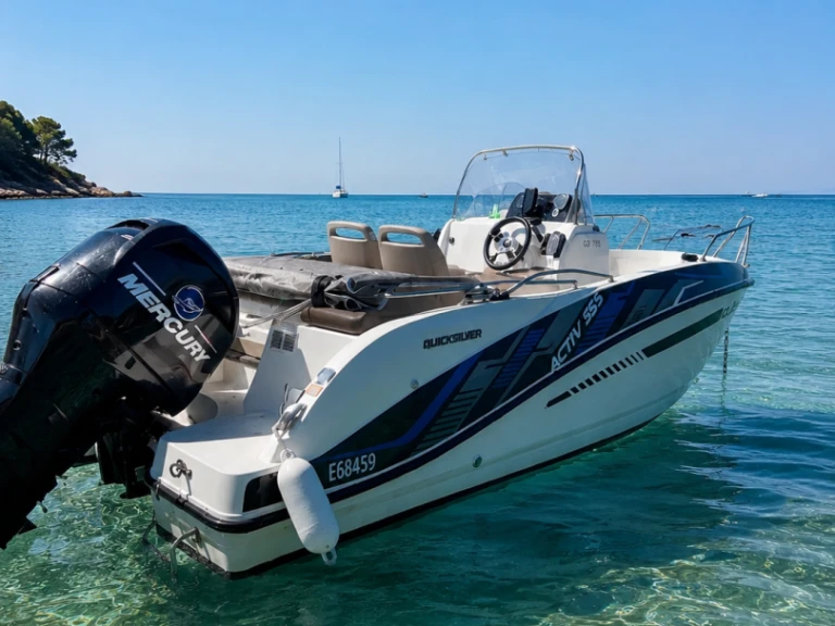 Pronajmout si Quicksilver Activ 555 Open Edition Smart v Port-Camargue