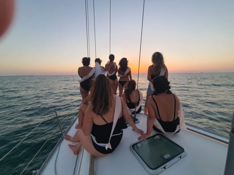 Pronájem lodi Cádiz lákavé ceny Oceanis 393 Clipper