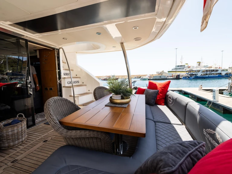 Pronájem jachty v San Ġiljan -Sunseeker Manhattan 73 na Samboatu