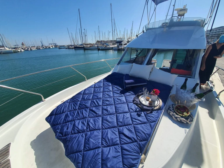 Pronájem lodi Cádiz lákavé ceny Antares 10.80