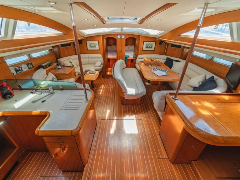 Pronájem lodi Antibes lákavé ceny Sun Odyssey 54 DS