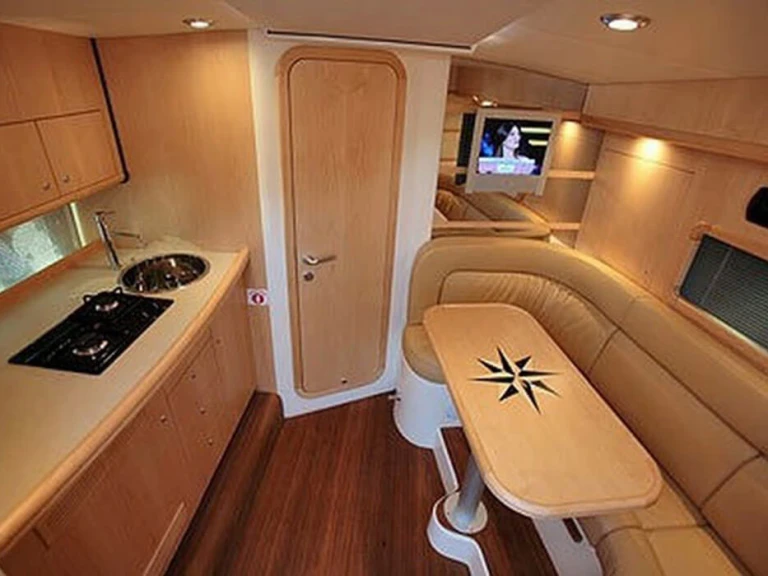 Pronájem lodi Airon 345 v Lagos na Samboatu