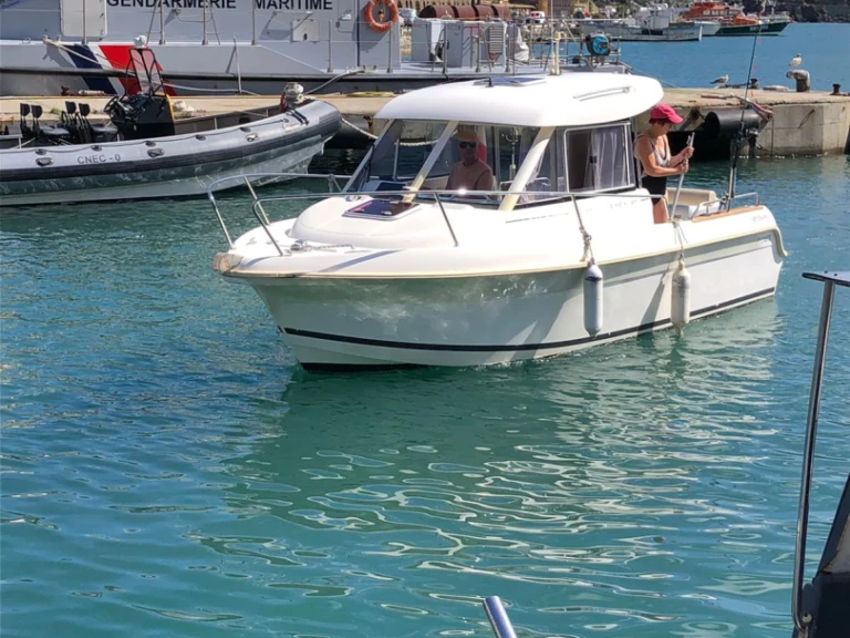 Pronájem Motorová loď v Francie -Jeanneau Merry Fisher 650