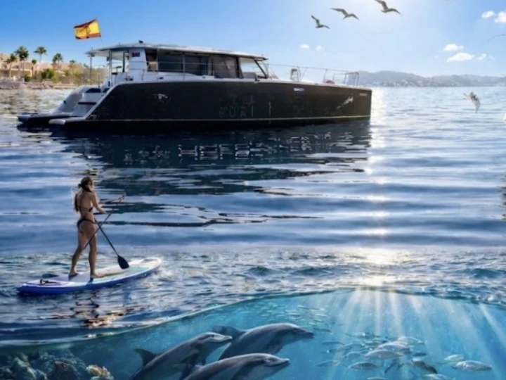 Pronájem Katamarán Aventura s licencí