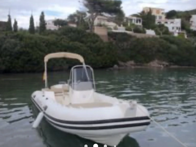 Pronájem lodi Capelli Tempest 600 v Marina deportiva de Menorca na Samboatu