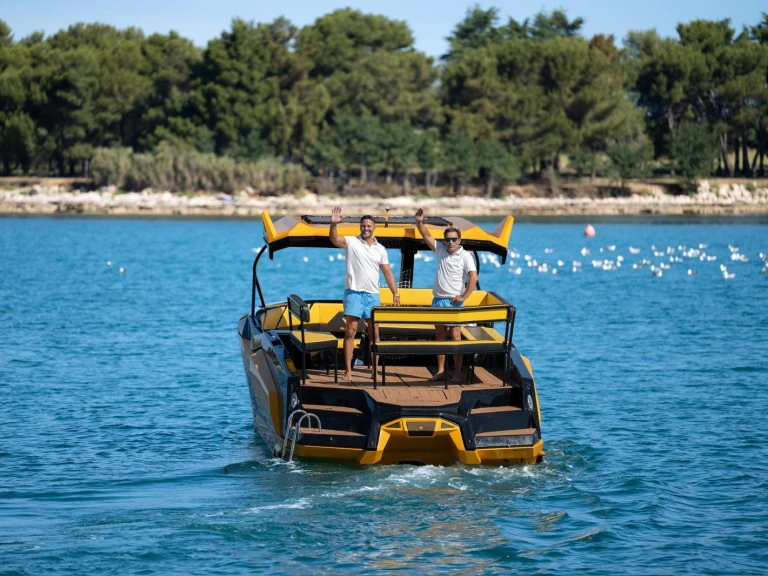 Pronájem lodi  Raptor  v Aalsmeer na Samboatu