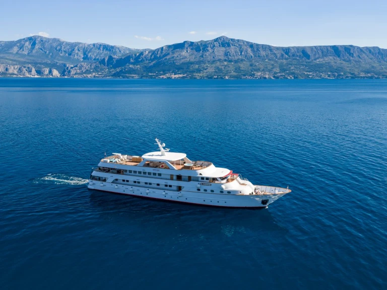 Pronájem lodi Custom Made Il Mare v Split na Samboatu