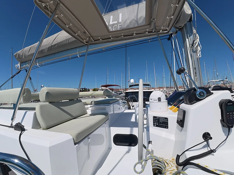 Pronájem jachty v Pirovac -Bali Bali Catspace Voile na Samboatu