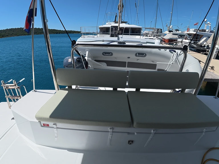 Pronajmout si Bali Bali Catspace Voile v Pirovac