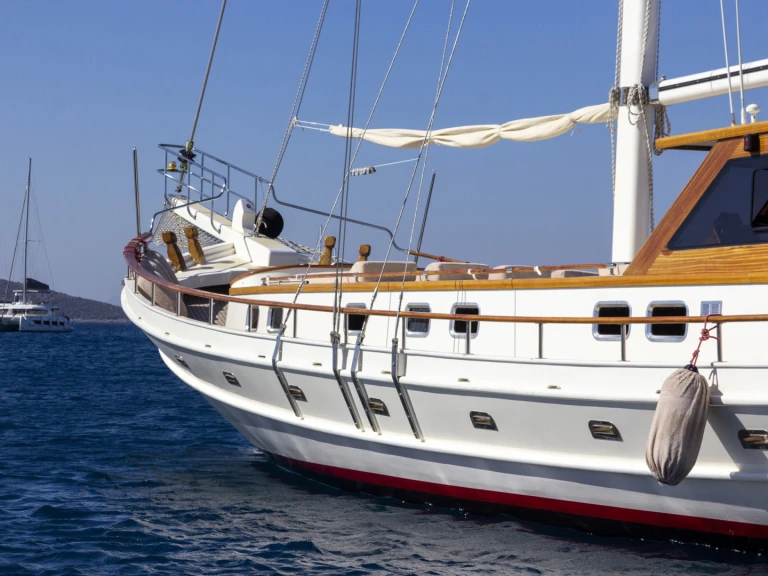 Custom Made Mürvet Hanim jednotlivci a charterové společnosti v Bodrum