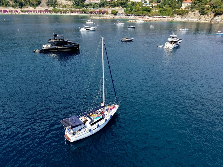 Pronájem lodi Saint-Jean-Cap-Ferrat lákavé ceny 10.40 MS