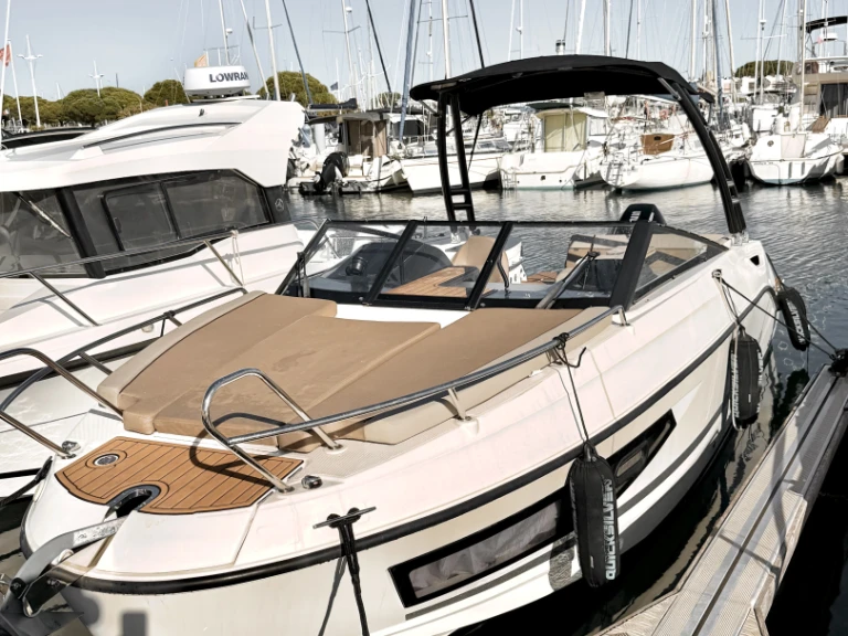 Pronájem Motorová loď v Port-Camargue -Quicksilver Activ 755 Cruiser