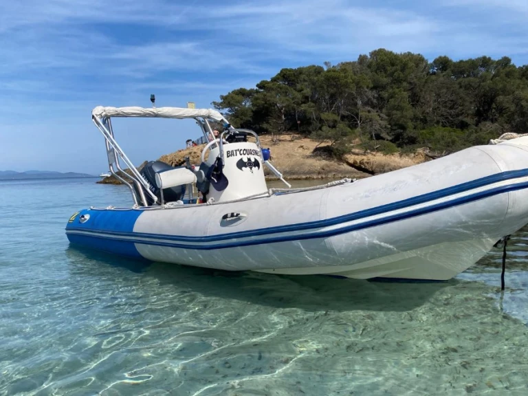 Zodiac Medline 500 Neo jednotlivci a charterové společnosti v Le Brusc