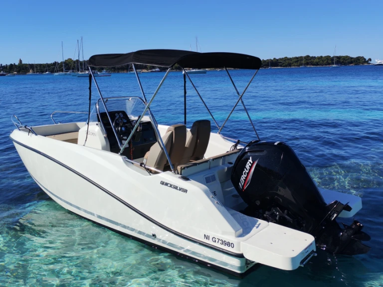 Pronájem jachty v Mandelieu-la-Napoule -Quicksilver Quicksilver 555 Open na Samboatu