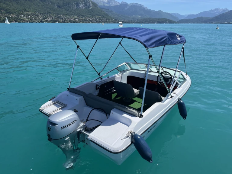 Pronajmout si Glastron GT 185 v Annecy