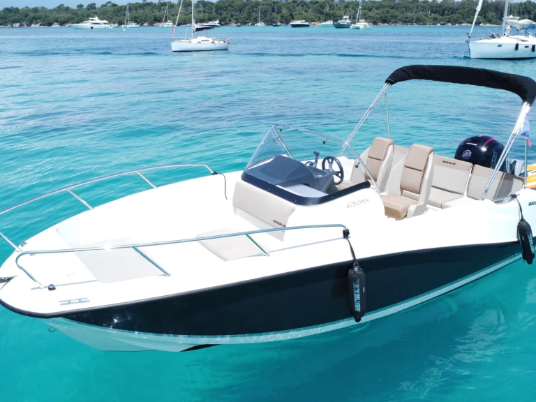 Pronájem Motorová loď v Mandelieu-la-Napoule -Quicksilver Activ 675 Open