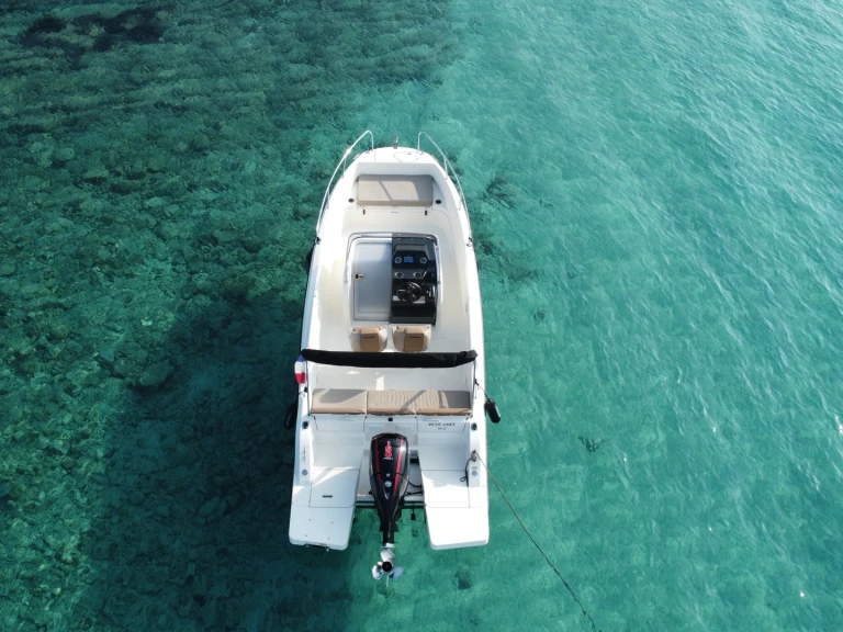 Pronájem lodi Quicksilver Activ 675 Open v Mandelieu-la-Napoule na Samboatu