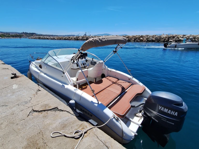 Pronájem lodi Sessa Marine Oyster 20 v Marseille na Samboatu