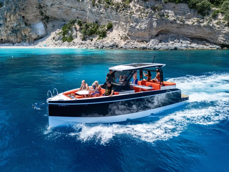 Pronájem lodi De Antonio Yacht D29 De Antonio Yacht D29 v Cala Gonone na Samboatu