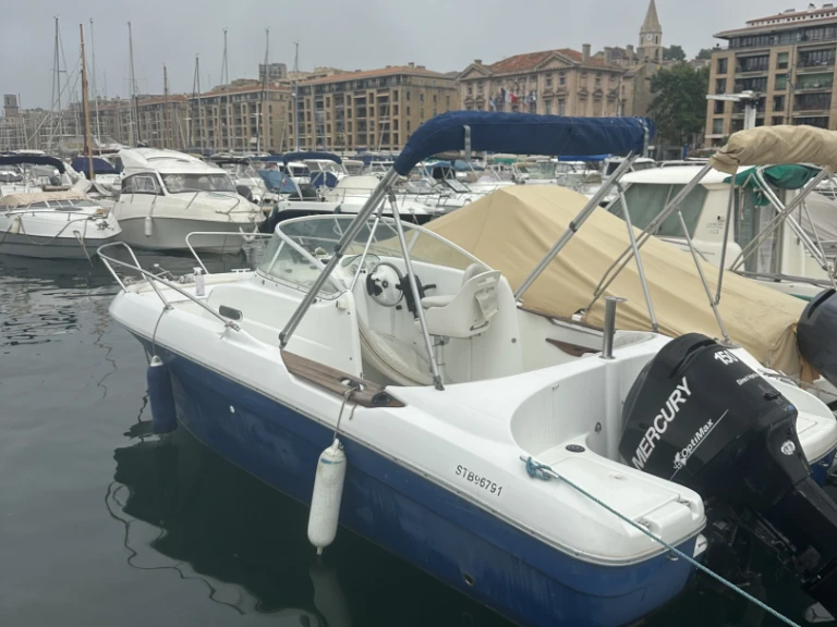 Pronájem Motorová loď v Marseille -Jeanneau CAP CAMARAT 6,5 CC Style