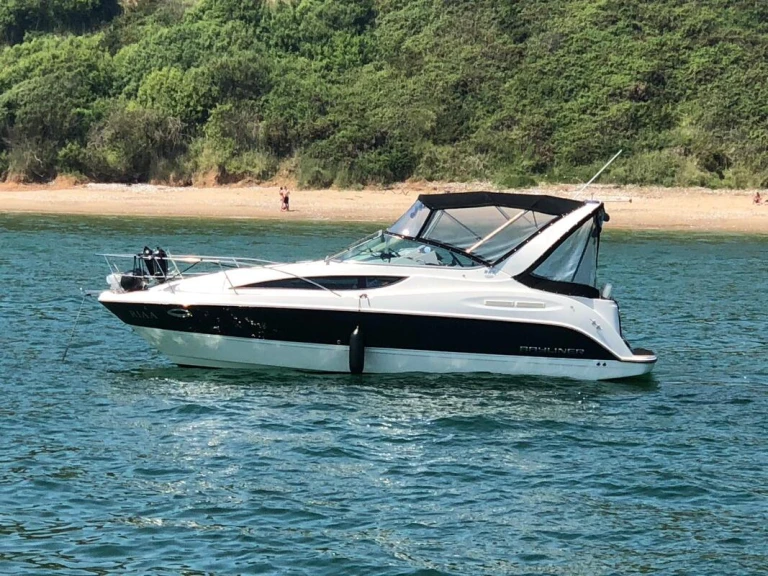 Pronájem Motorová loď v Cannes -Bayliner Bayliner 285 Cruiser