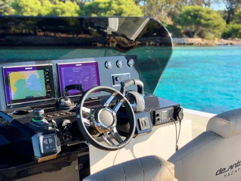 Pronájem Motorová loď v Palma de Mallorca -DE ANTONIO Yachts D42 Open 